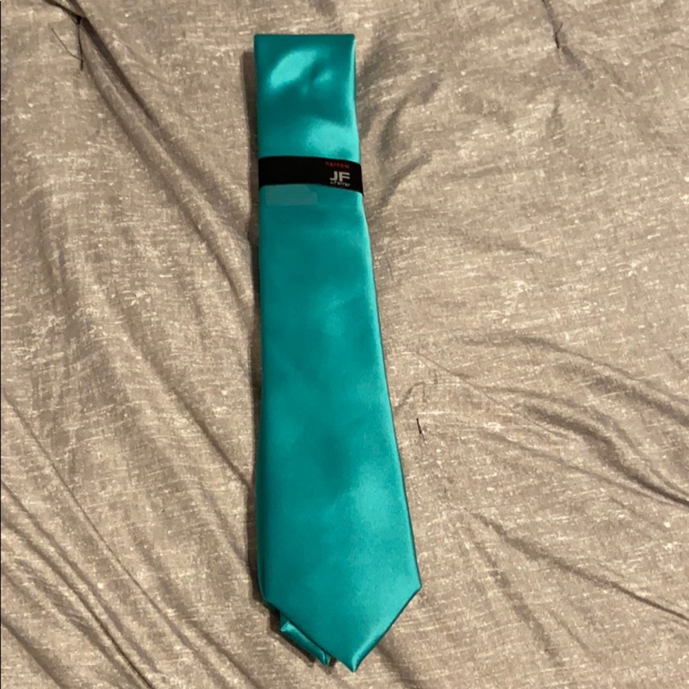 Men’s Turquoise Tie